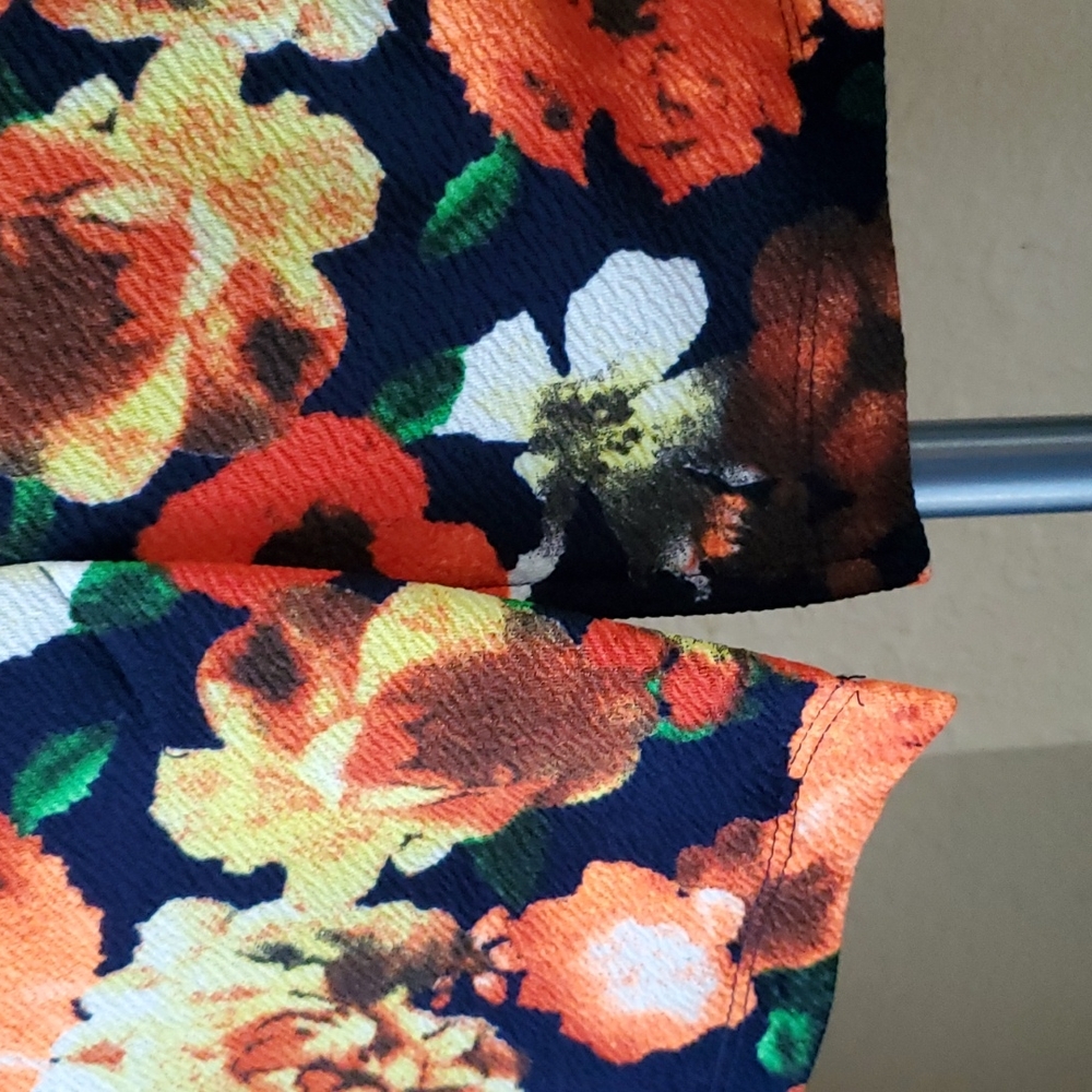 🆕️ ViJo Couture Black & Orange Floral Bodycon Dress SIZE: S - Picture 6 of 13